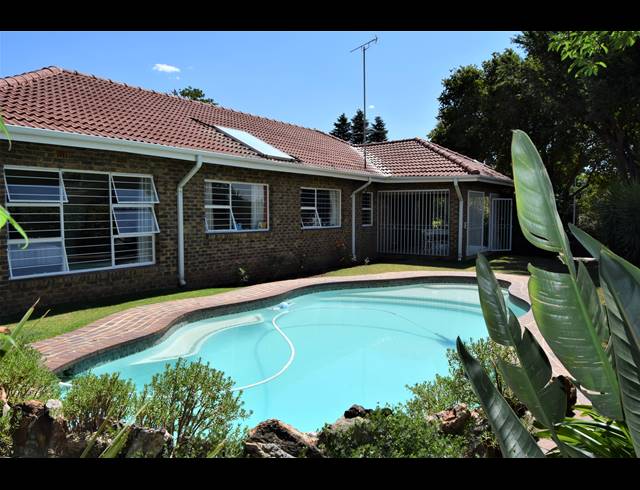 3 BEDROOM HOUSE FOR SALE IN WENDYWOOD